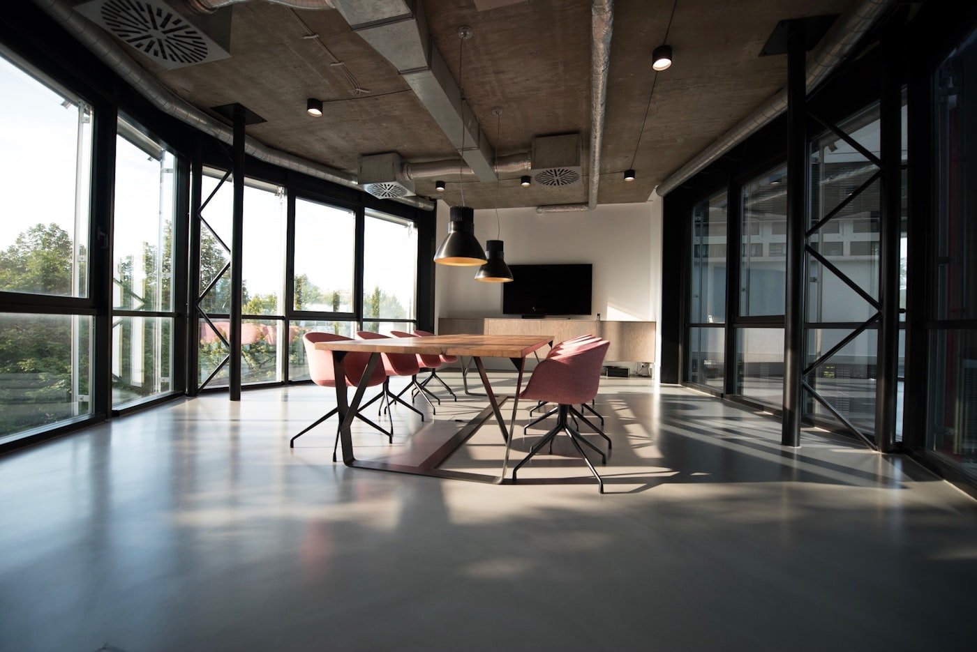Form Executive Desk